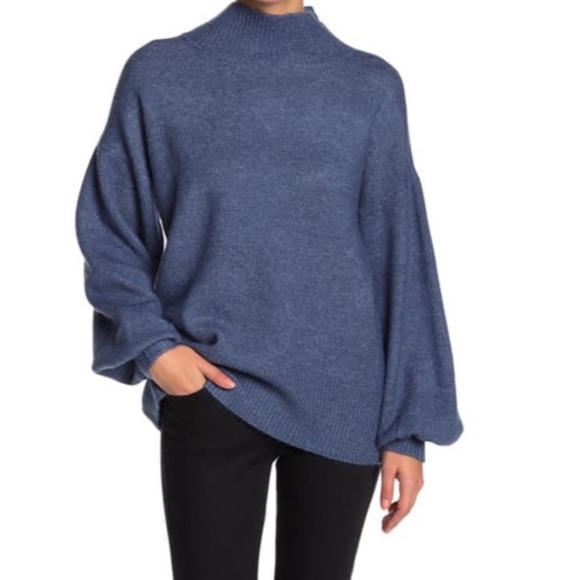 Vince Camuto Sweaters - Vince Camuto Mutton Sleeve Mock Neck Sweater